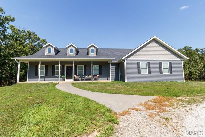 25243 Hwy 32  Lebanon MO 65536 photo
