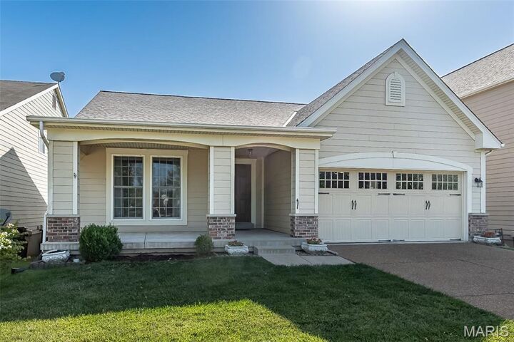Property Photo:  141 Venice Circle  MO 63304 