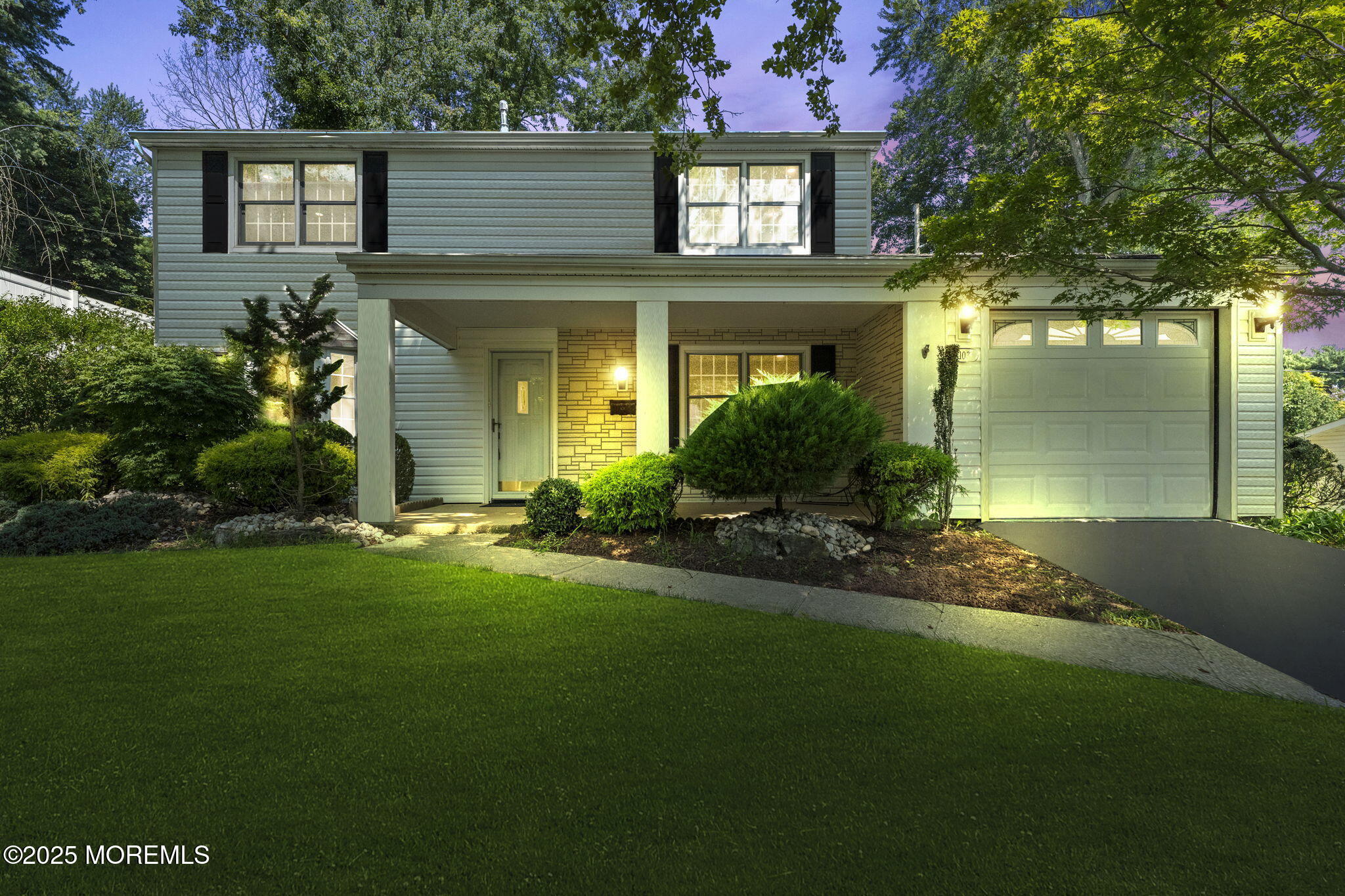 103 Idlebrook Lane  Aberdeen NJ 07747 photo