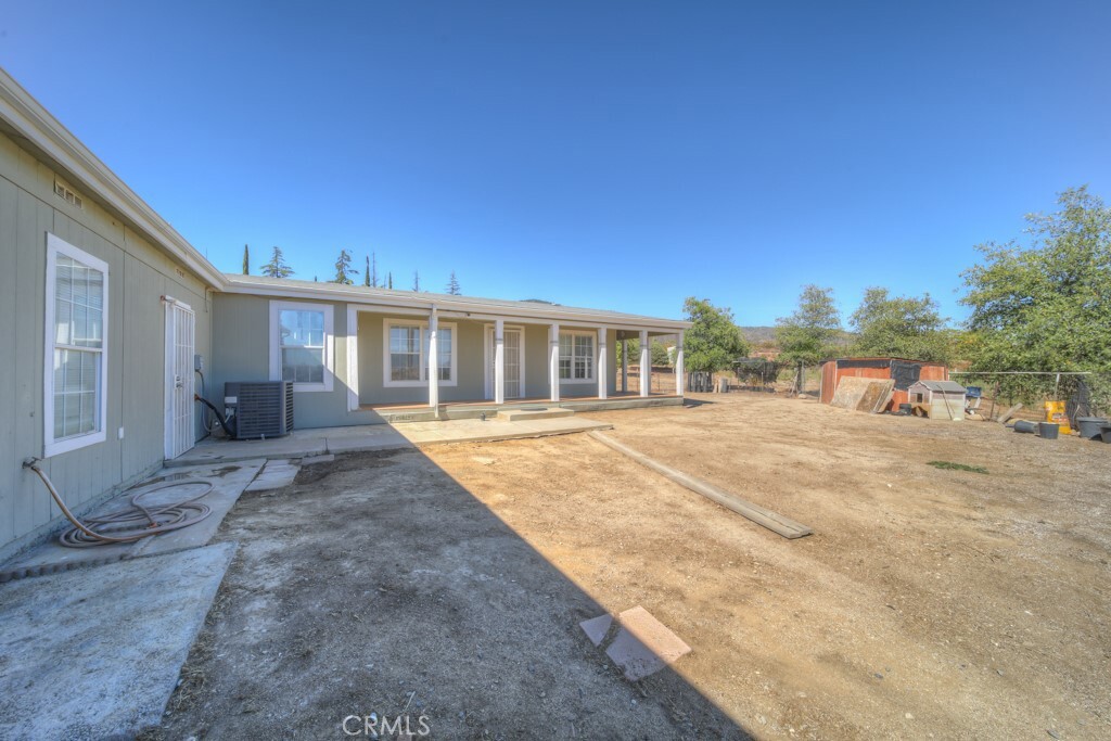 Property Photo: 36678 La Via De Paz CA 92539