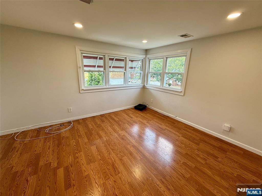 Property Photo:  634 Clifton Avenue Apt 2  NJ 07011 