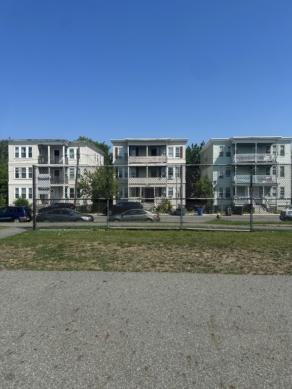 Property Photo: 18 Wentworth Ter 3 MA 02124