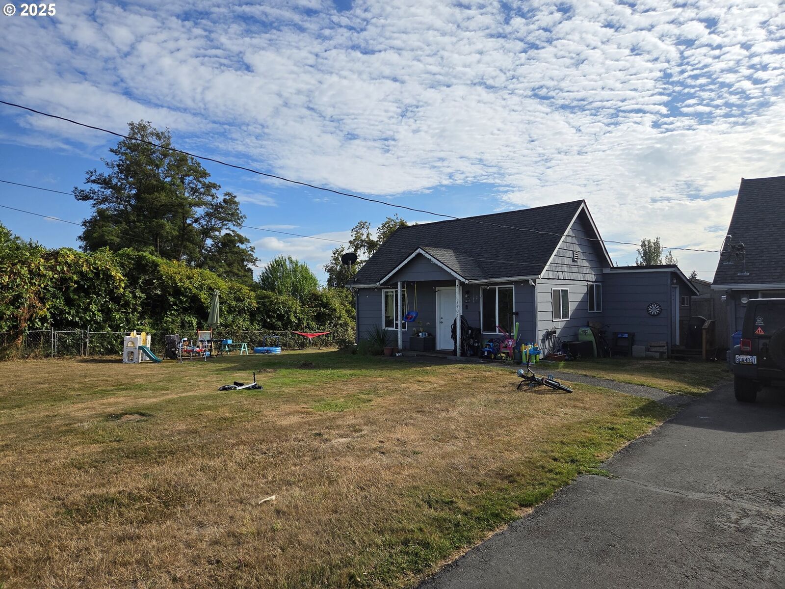 Property Photo:  3407 Columbia Heights Rd  WA 98632 