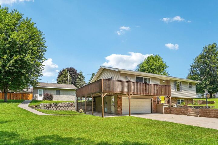 Property Photo: 519 West Burns Street WI 53901