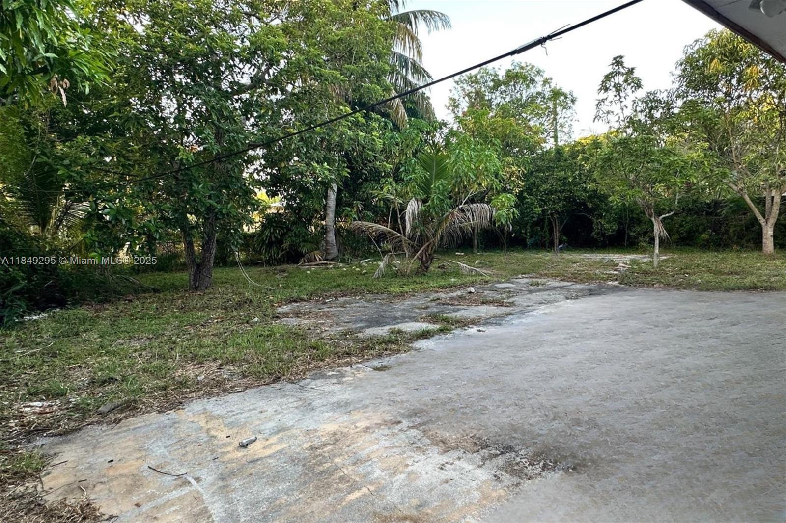 Property Photo: 1075 NW 124th St FL 33168