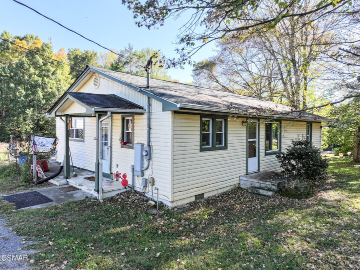 Property Photo: 9902 Old Rutledge Pike TN 37806