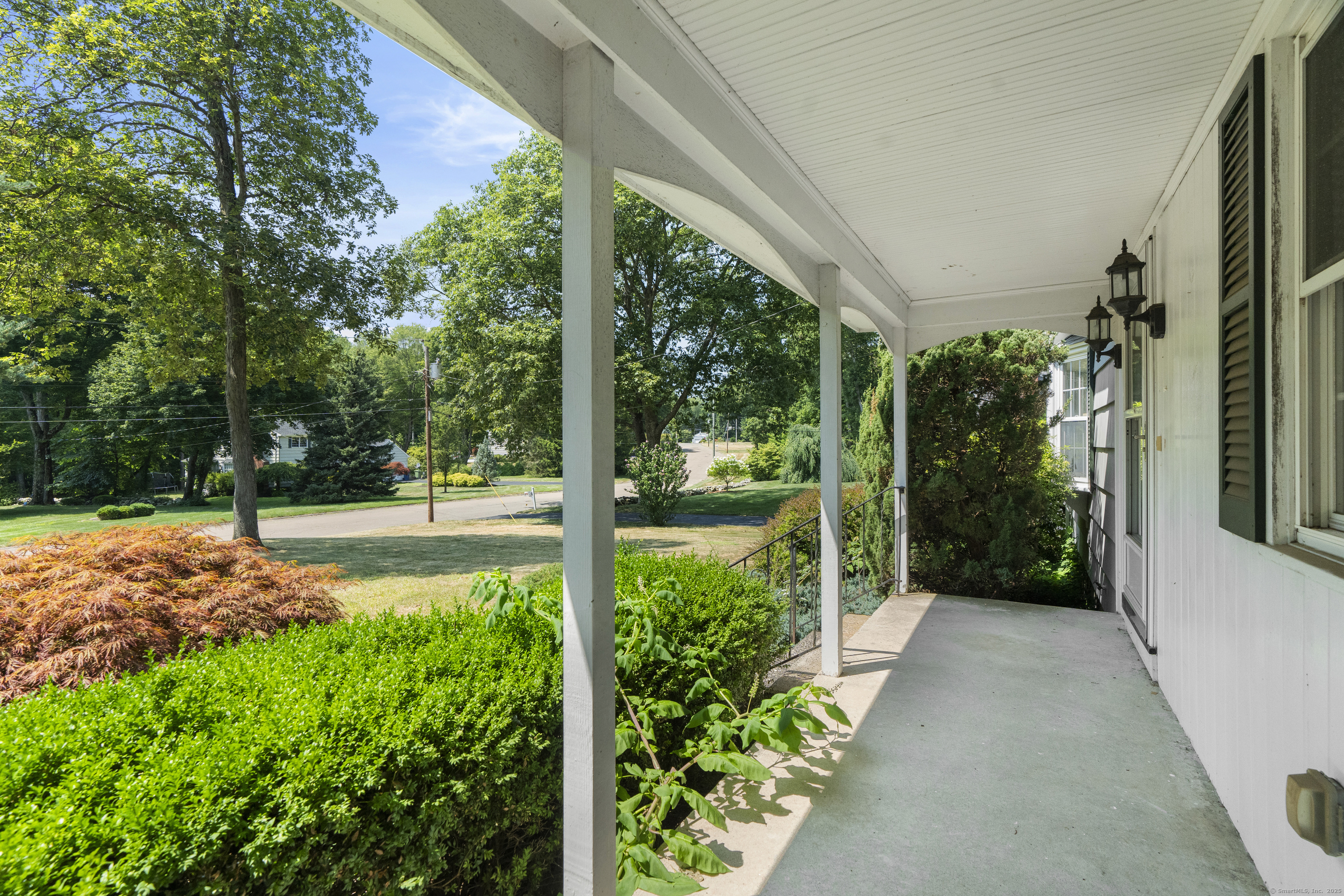 Property Photo:  62 Gatehouse Road  CT 06611 