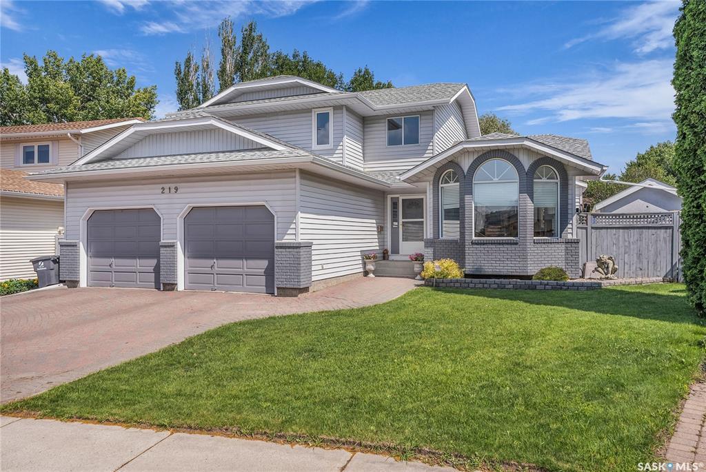 Property Photo: 219 Nesslin Terrace SK S7J 4S2