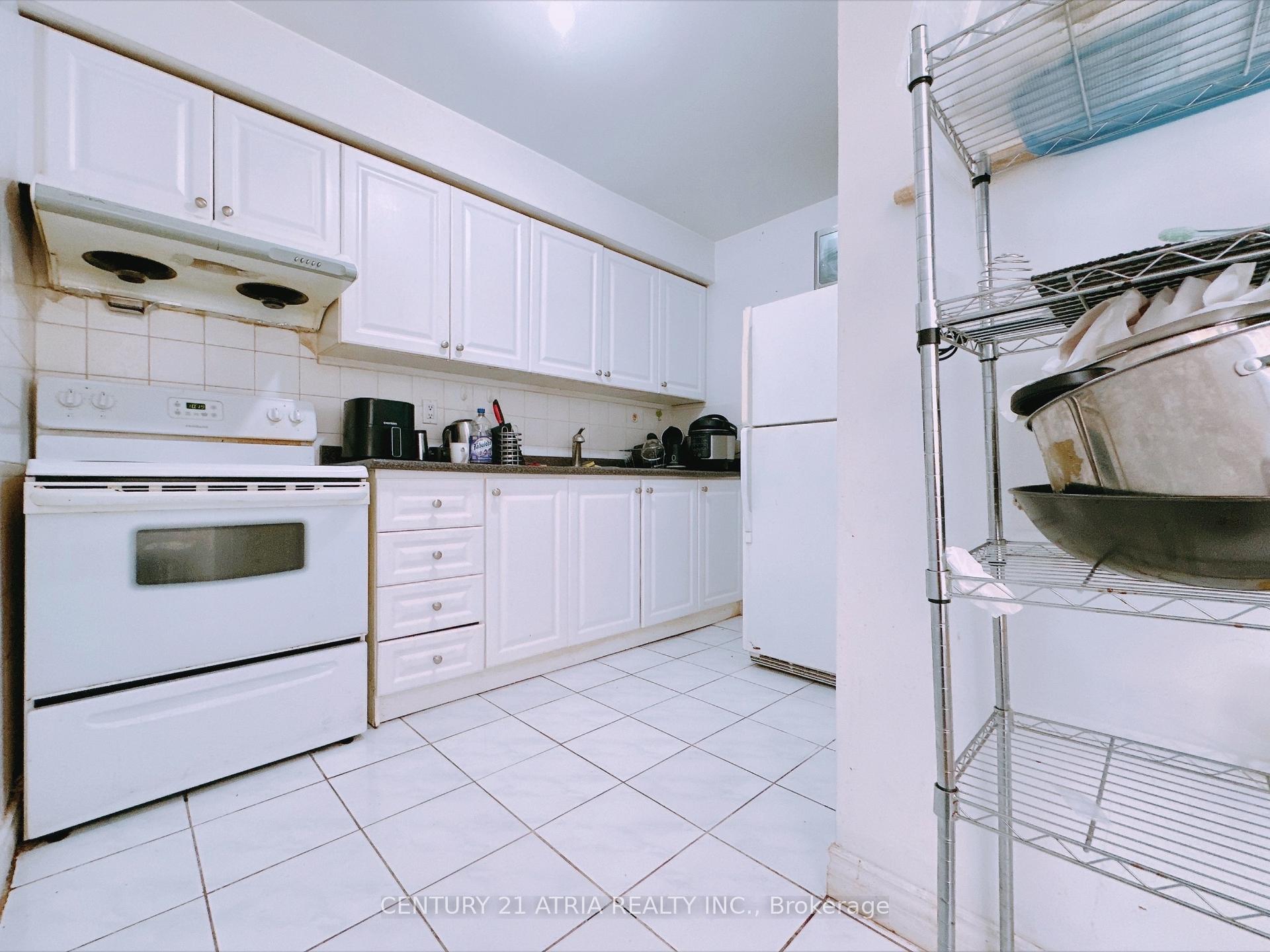 Property Photo: 29 Slender Fern Way ON M2J 4P4