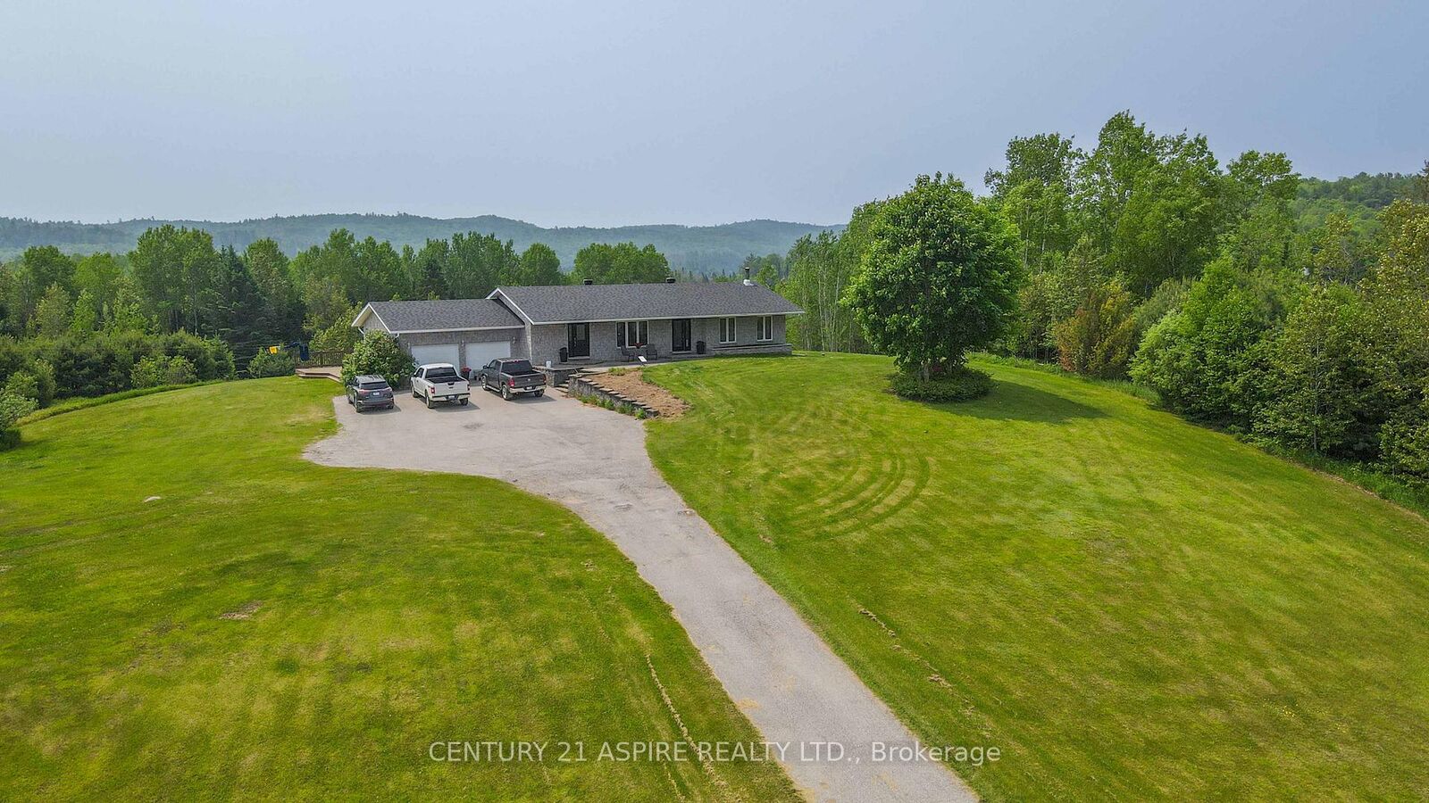 Property Photo: 2112 Schutt Road ON K0J 2E0