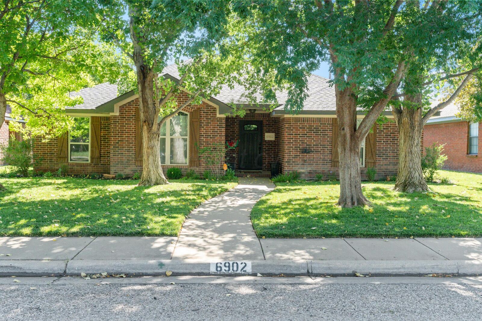 Property Photo: 6902 Michelle Drive TX 79109-7414