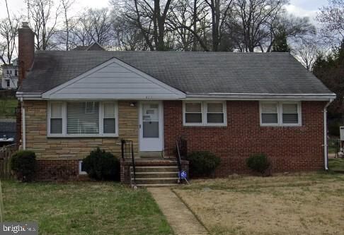 Property Photo: 1522 N Stafford Street VA 22207