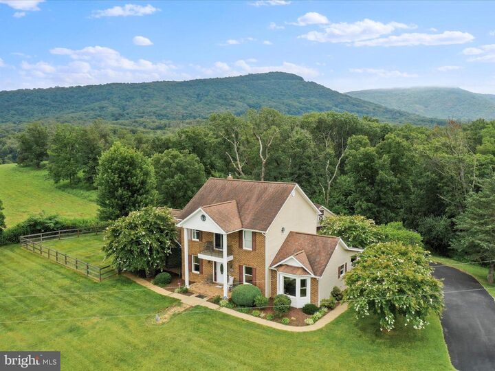 Property Photo: 237 Taylor Road VA 22630