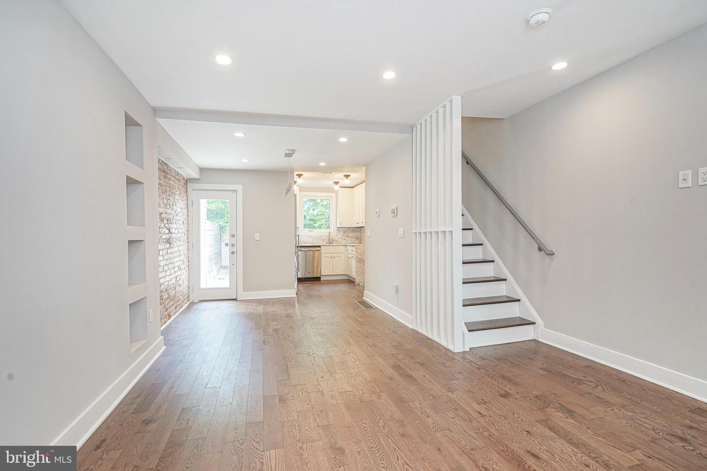Property Photo: 1435 S Ringgold Street PA 19146