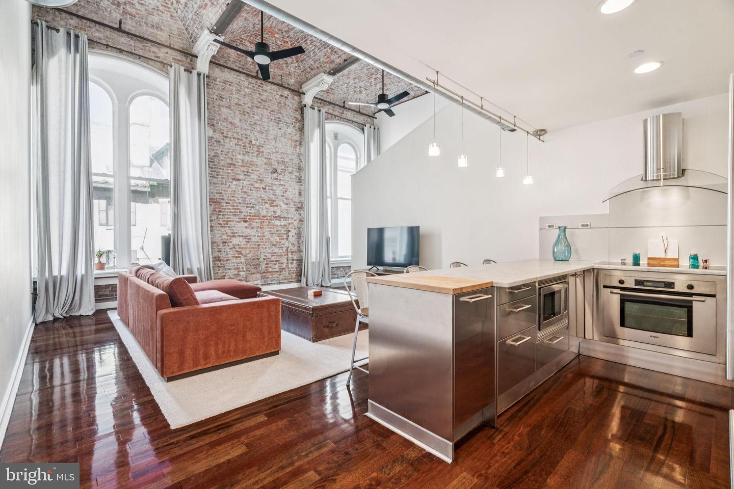 Property Photo: 105 S 12th Street 205 PA 19107