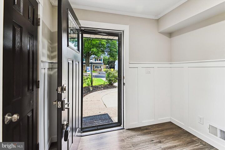 Property Photo:  607 Marshall Road  MD 21061 