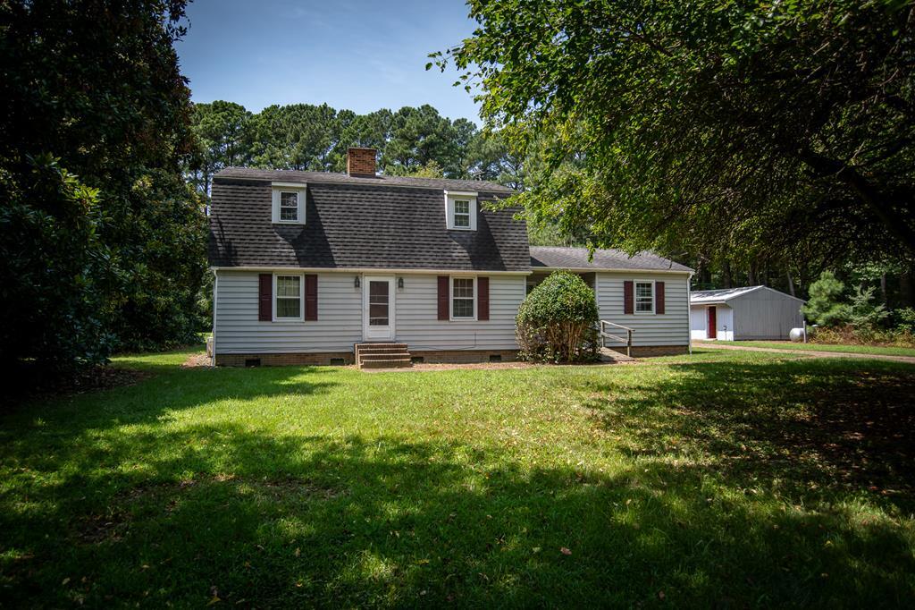 Property Photo: 18543 Hermitage Rd VA 23417