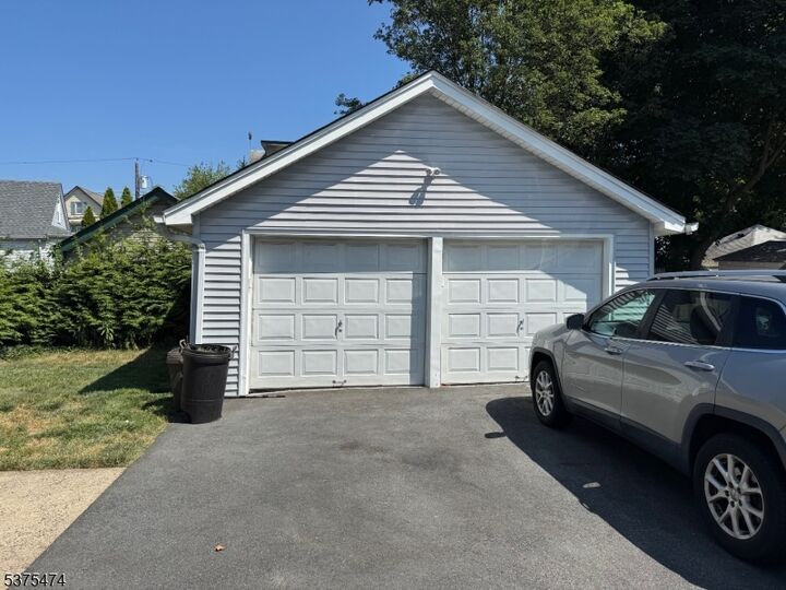 Property Photo:  30 Shadyside Ave  NJ 07628 