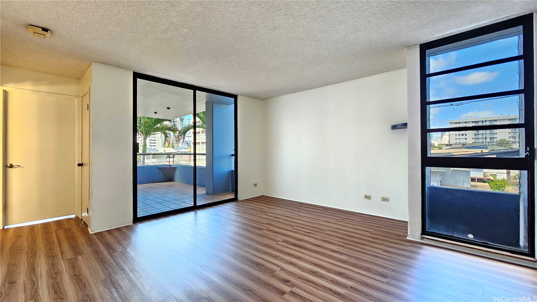 Property Photo: 2100 Date Street 103 HI 96826