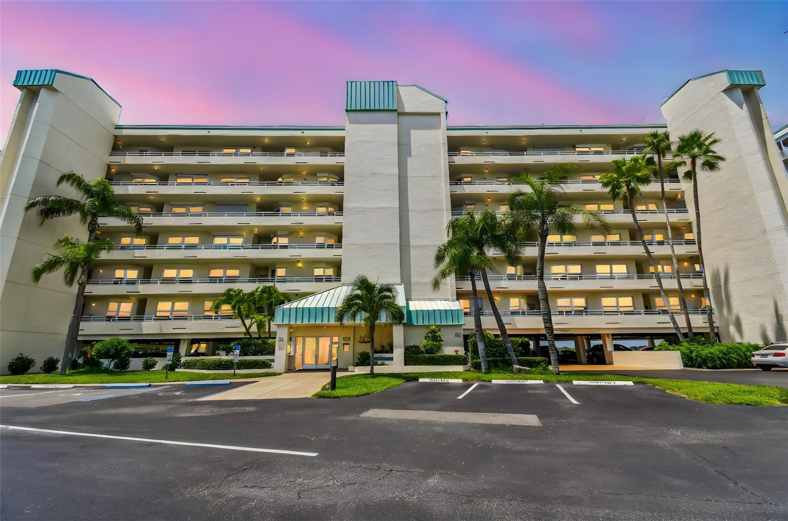 Property Photo:  7979 Sailboat Key Boulevard S 507  FL 33707 