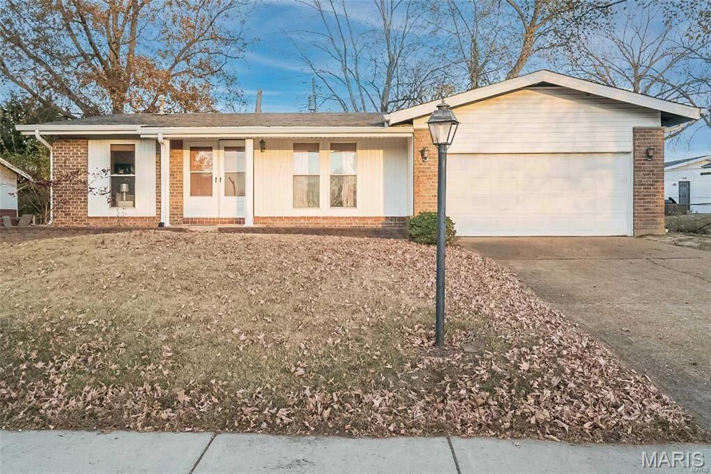 Property Photo:  11518 Galba Drive  MO 63033 