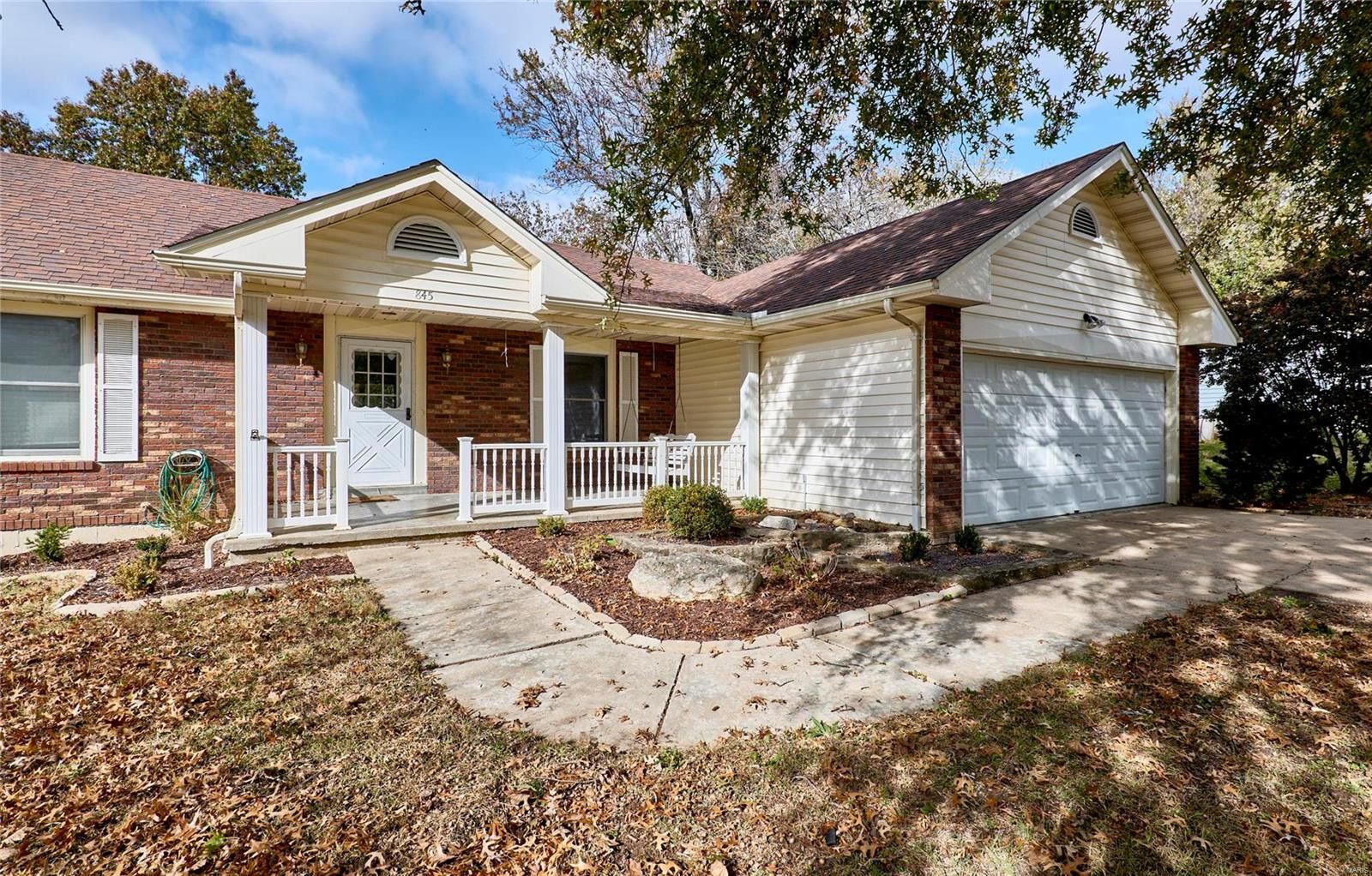 Property Photo: 845 Huntington Drive MO 63379