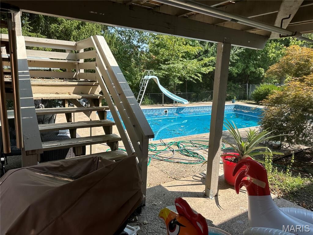 Property Photo:  2226 Arborview Drive  MO 63043 