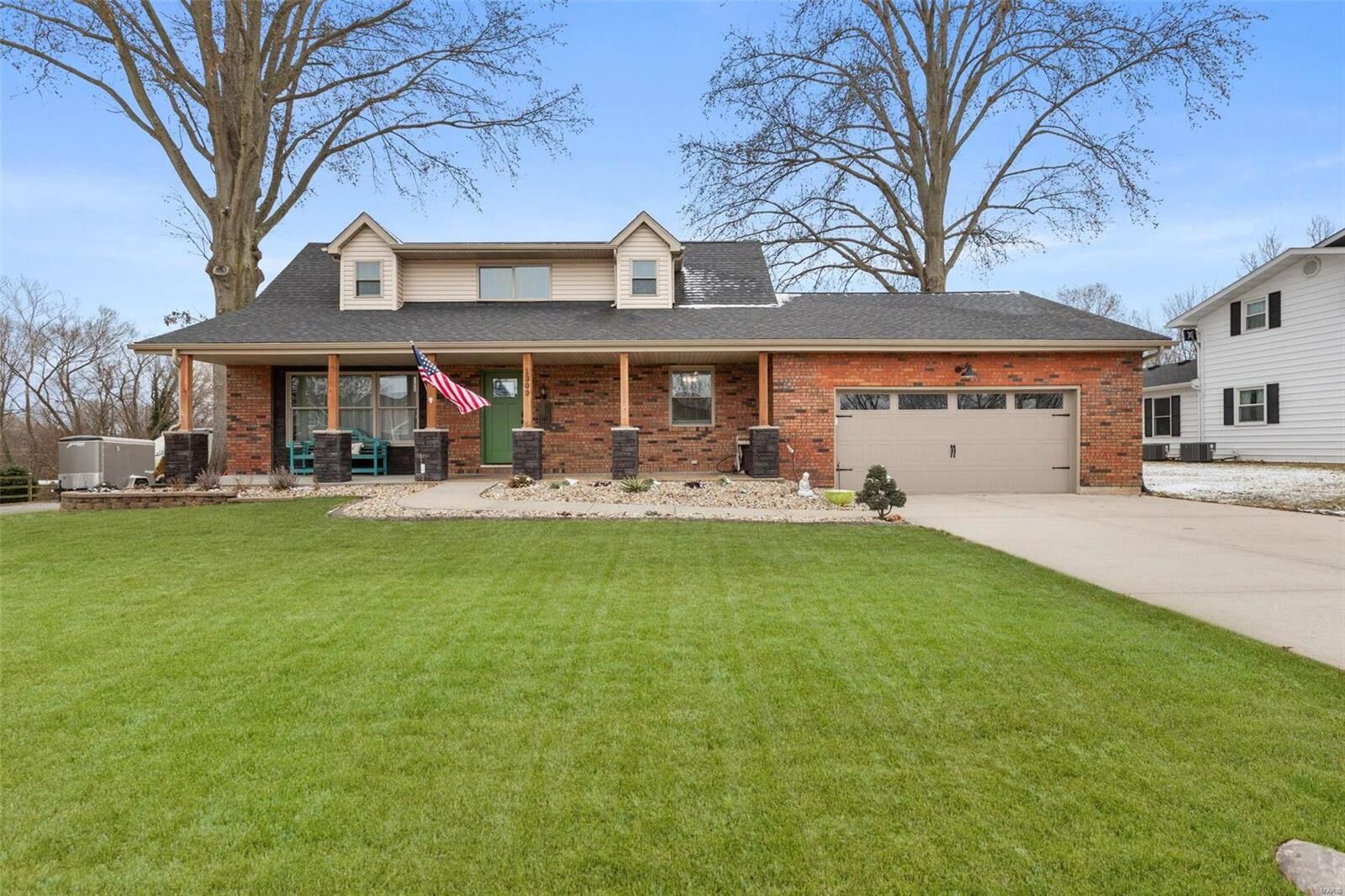 Property Photo: 1309 Bridlespur Lane IL 62294