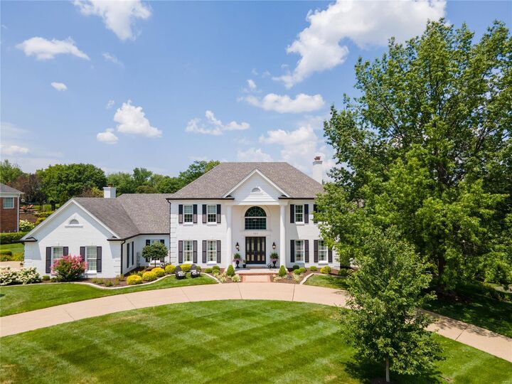 953 Kingscove Court  Town and Country MO 63017 photo