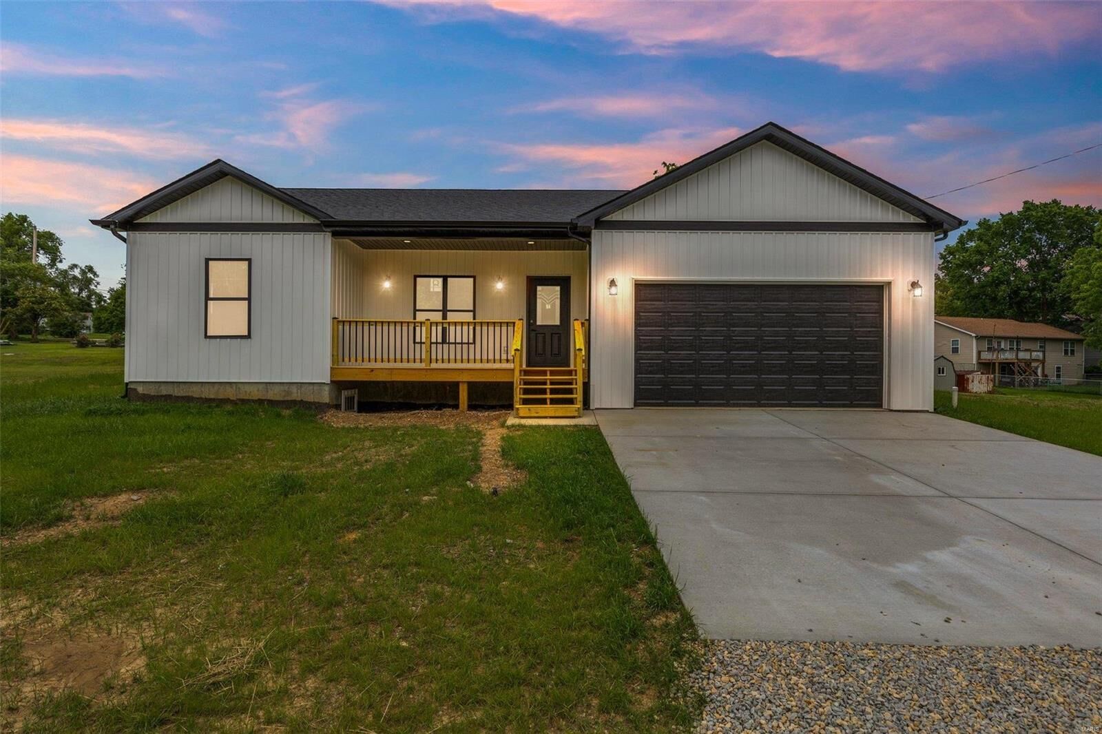 Property Photo:  310 Gumbo St  MO 63601 