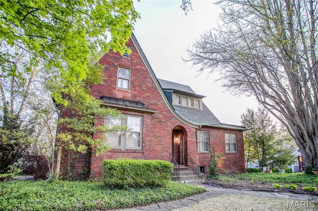 Property Photo: 831 Spruce Street IL 62002