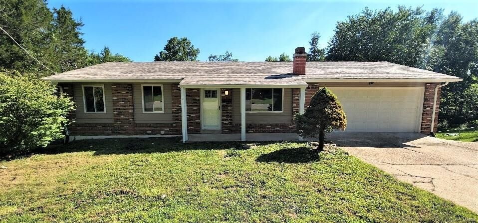 Property Photo: 20 Stonecliff Drive MO 63026