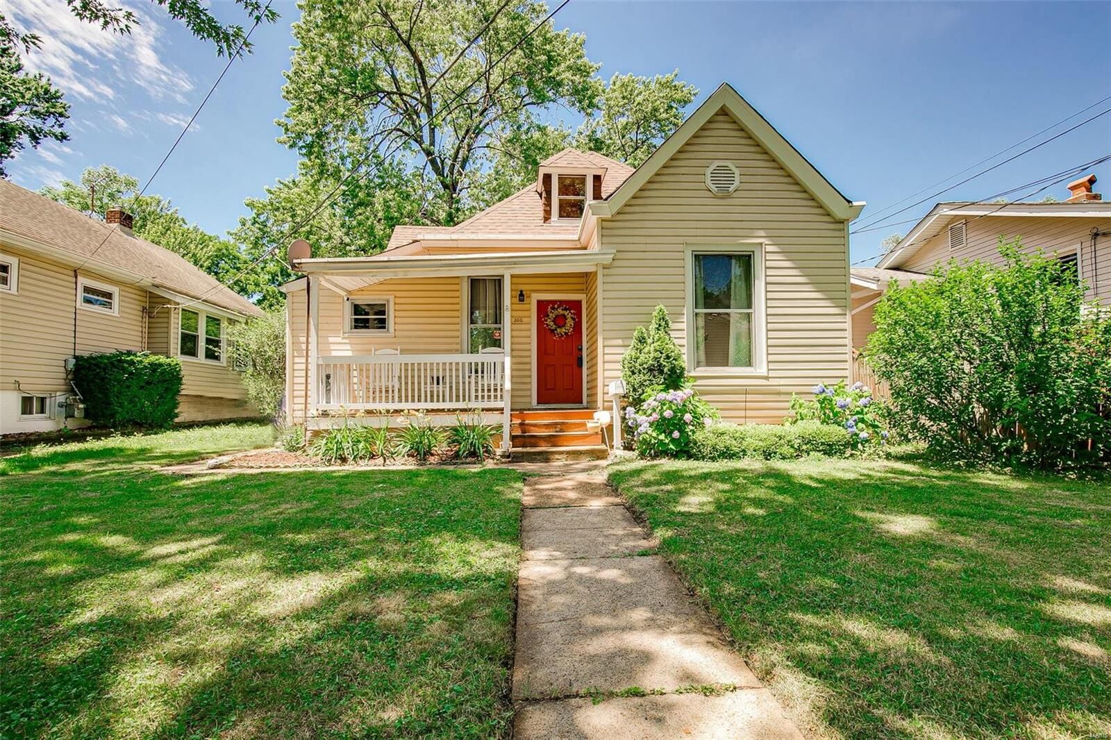 Property Photo: 3011 Fern Street MO 63143