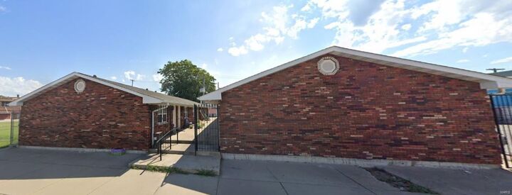1832 Cleveland Boulevard  Granite City IL 62040 photo