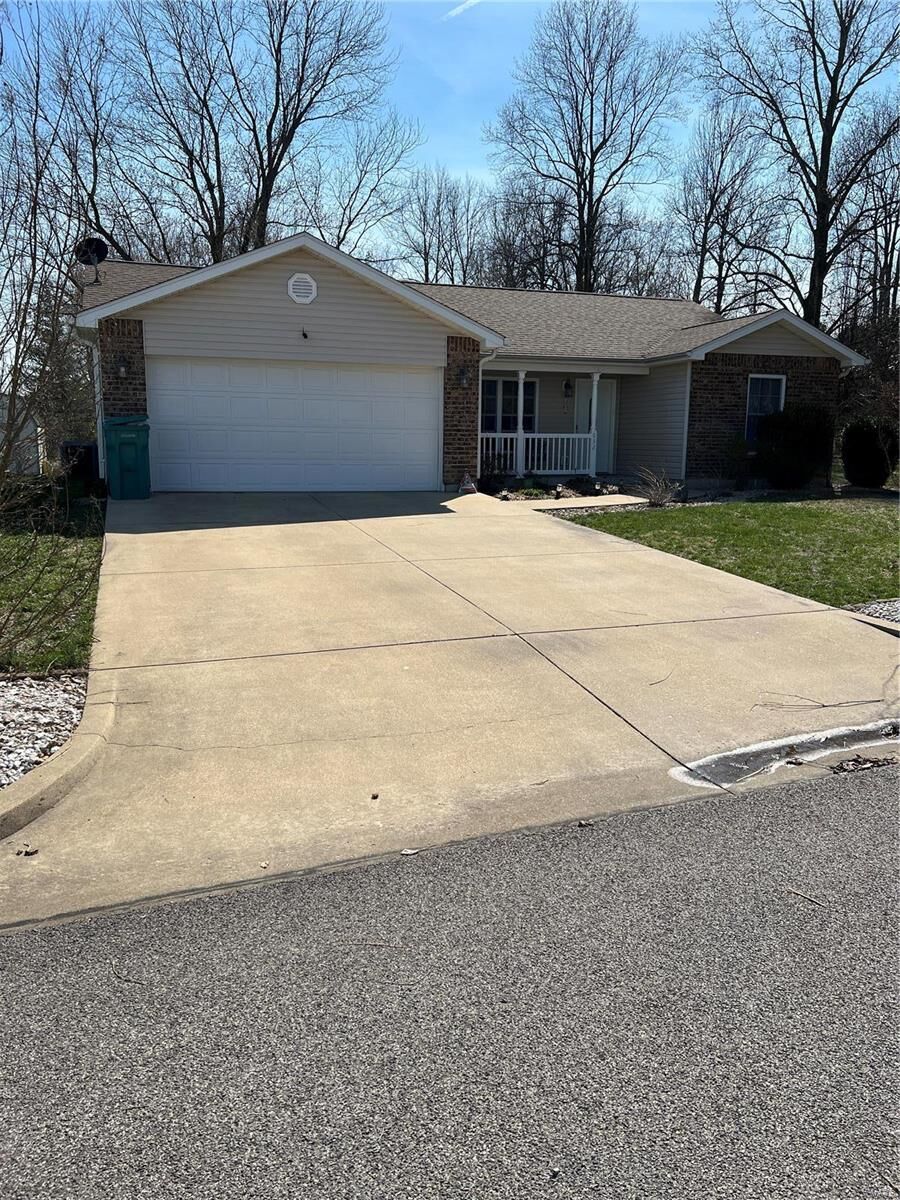 Property Photo: 632 Second St MO 63080
