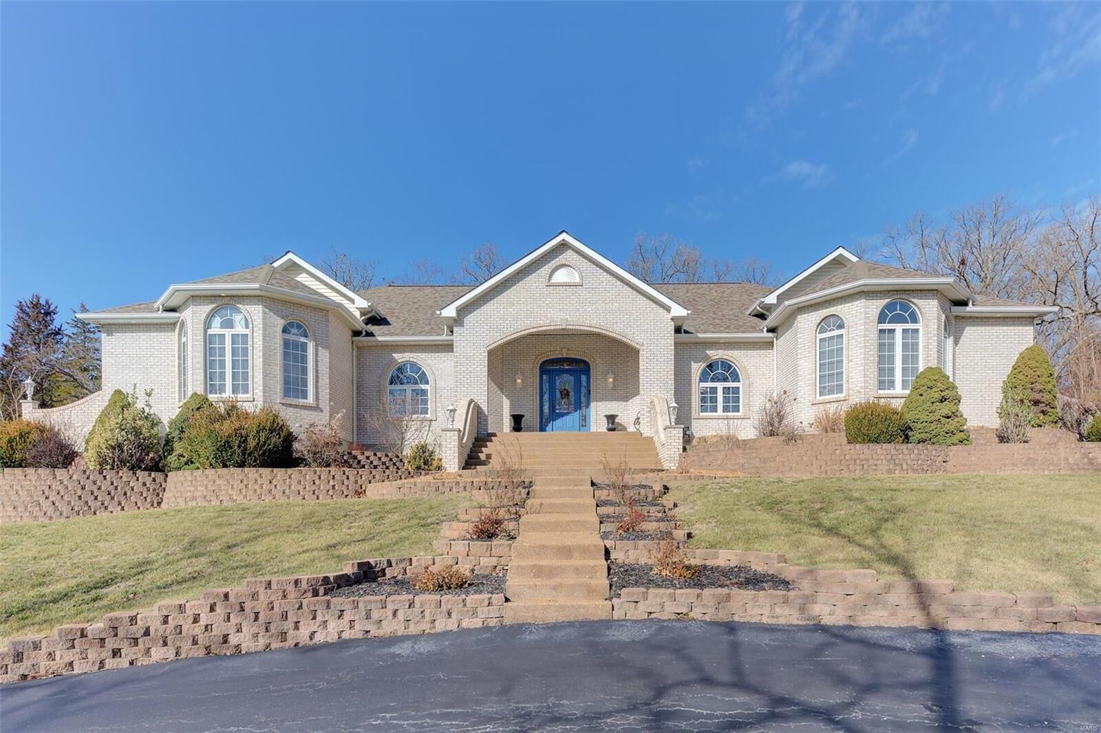 Property Photo: 10575 Glen Oaks MO 63028