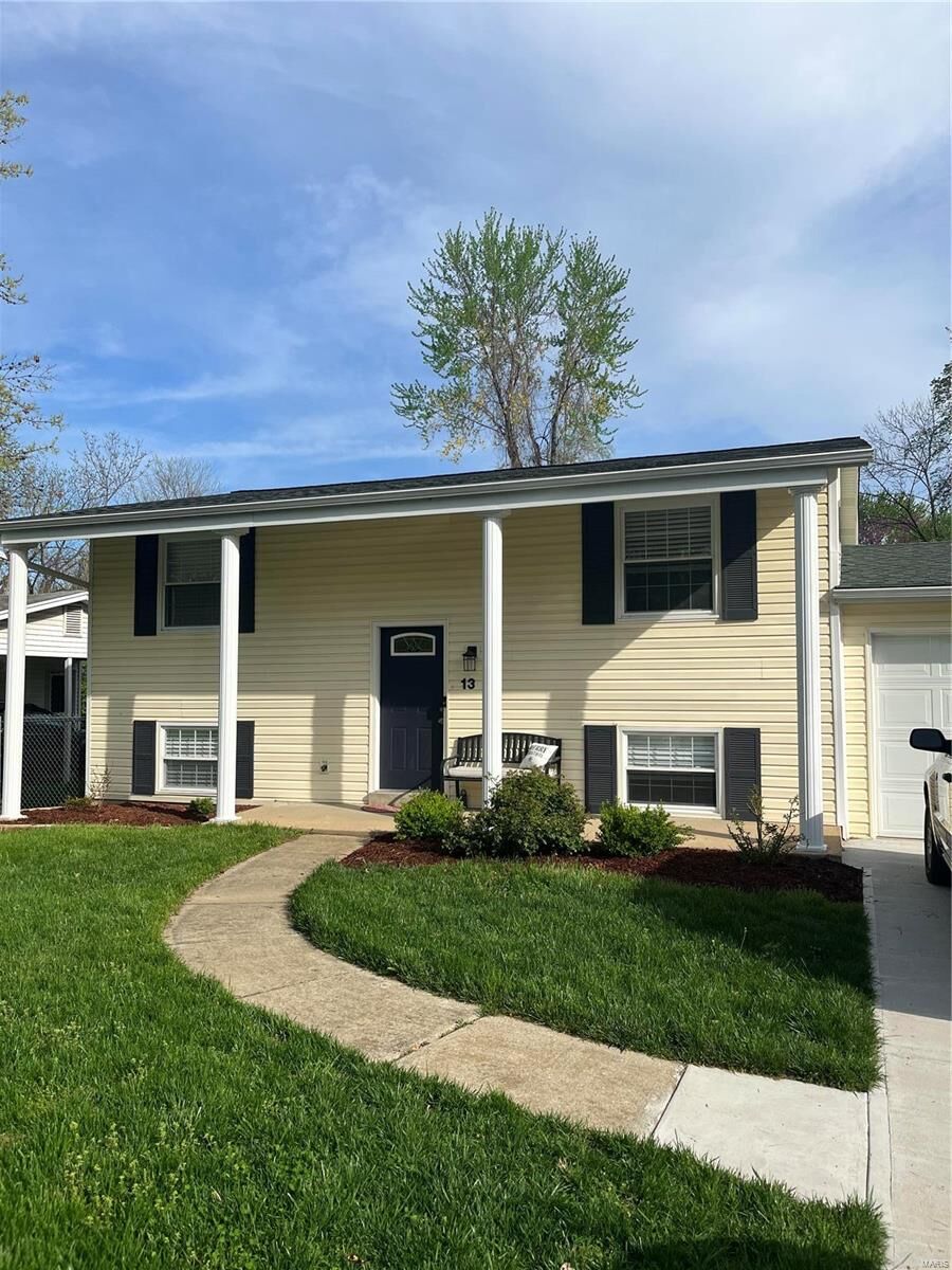 Property Photo: 13 Marveline Drive MO 63304