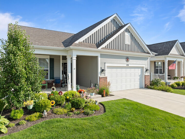 Property Photo: 415 Beethoven Dr WI 53147