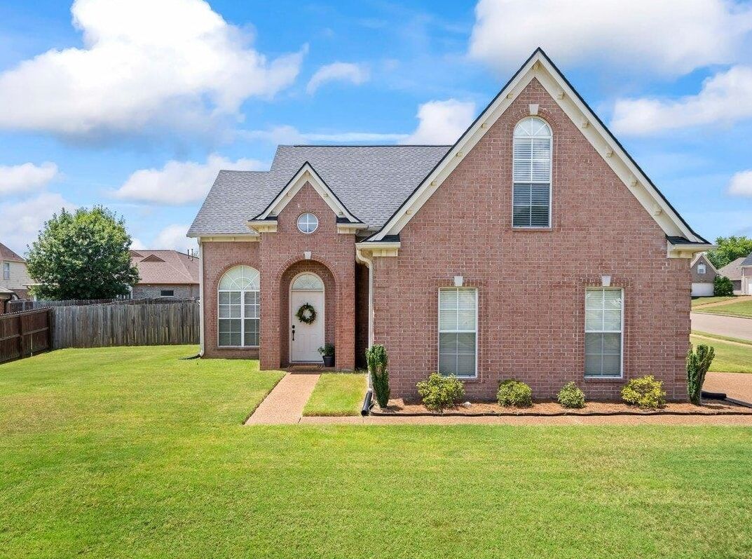 Property Photo:  1533 Sutton Meadow Ln  TN 38016 
