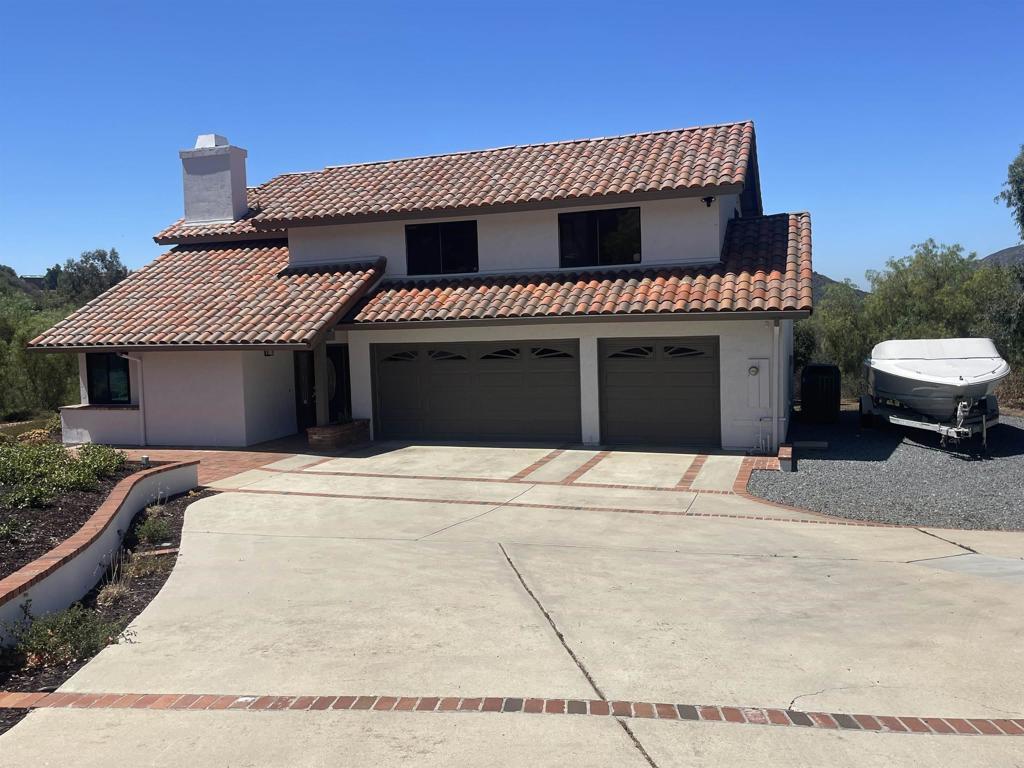 Property Photo:  3453 Via Loma Vista  CA 92029 