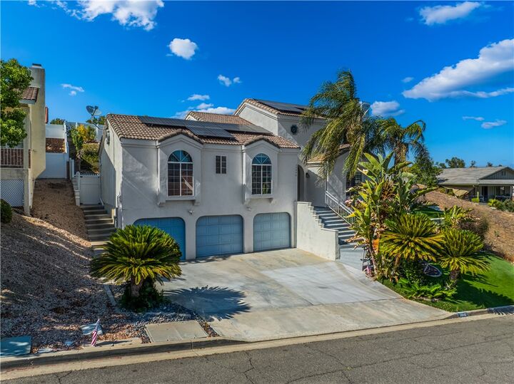 Property Photo:  30846 Early Round Drive  CA 92587 