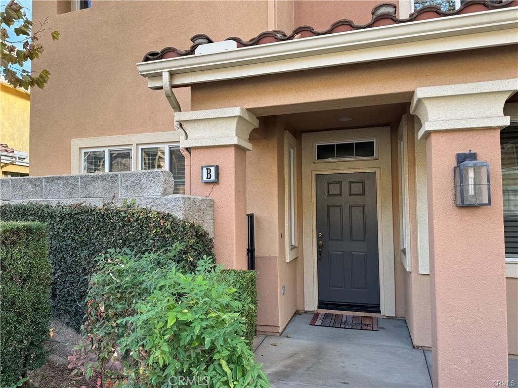 Property Photo: 2986 Arbolitos Lane B CA 93063