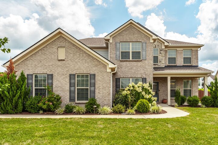 1095 Brixworth Dr  Spring Hill TN 37174 photo