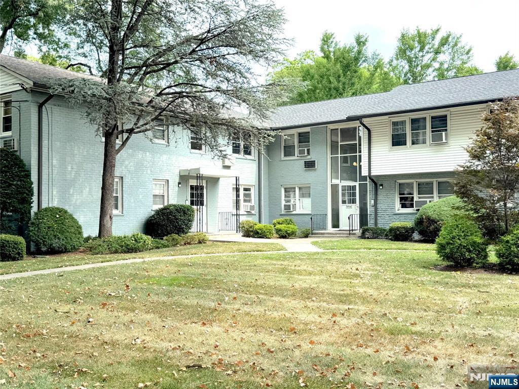 15-21 Plaza Road  Fair Lawn NJ 07410 photo