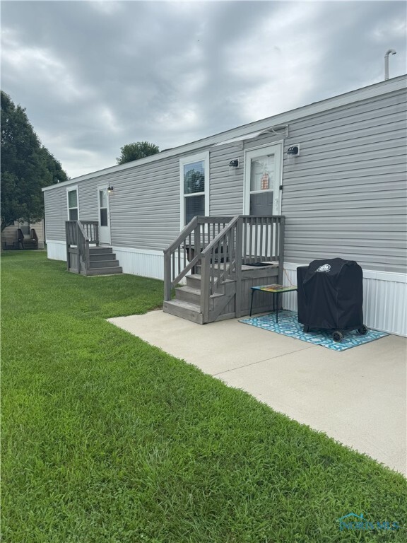 Property Photo: 14900 County Rd H 111 OH 43567