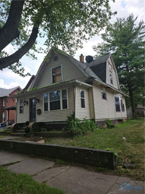 Property Photo:  559 Prouty Avenue  OH 43609 