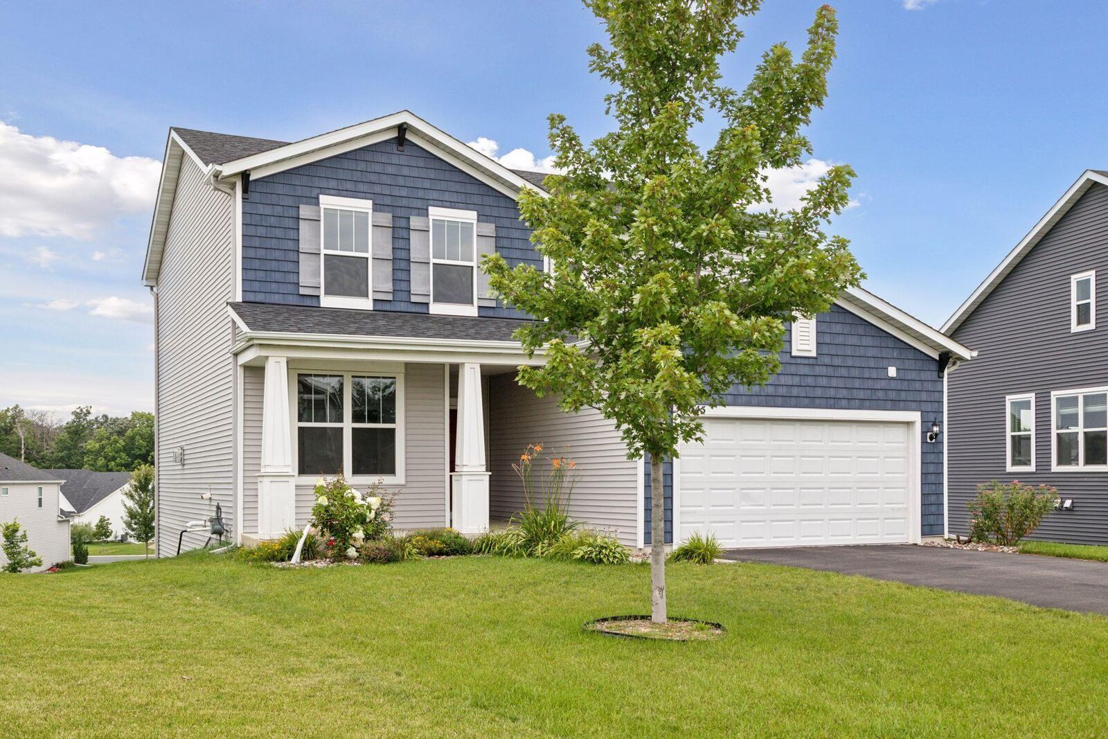 Property Photo: 5045 Trillium Cove NE MN 55372
