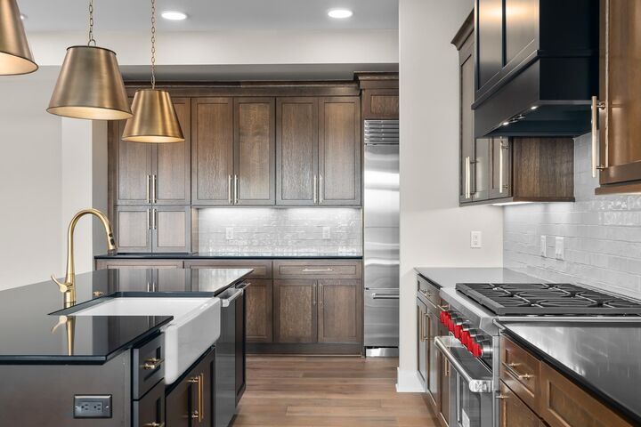 Property Photo: 1 Hill Farm Road 200 MN 55127