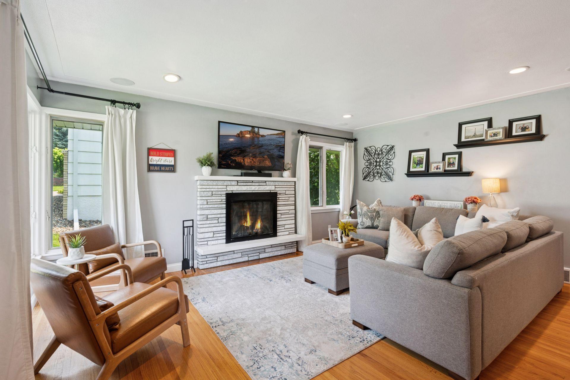 Property Photo: 4917 Lantana Lane MN 55435