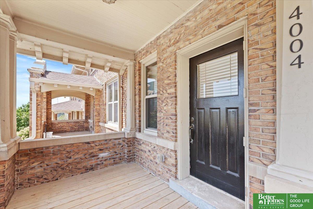 Property Photo: 4004 Harney Street NE 68106